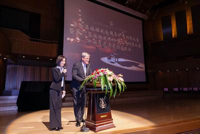 施坦威歐洲公司總經(jīng)理兼亞太區(qū)總裁胡斯曼先生致辭