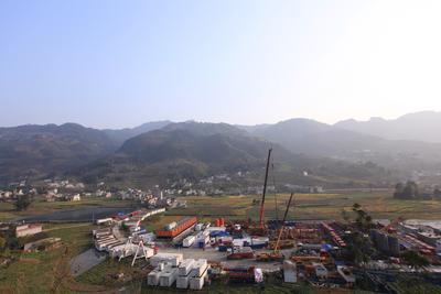 中國首次頁巖氣“工廠化”作業現場 杰瑞裝備助力頁巖氣低成本開發